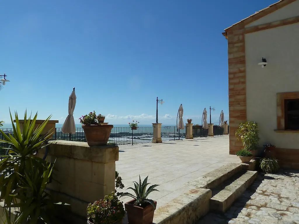 Country house Silva Suri Guest House Marina di Ragusa Italy