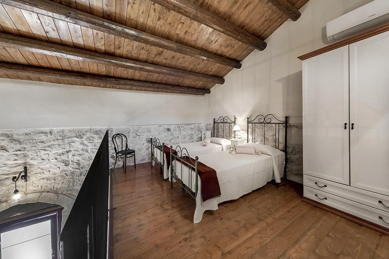 Country house Silva Suri Guest House Marina di Ragusa